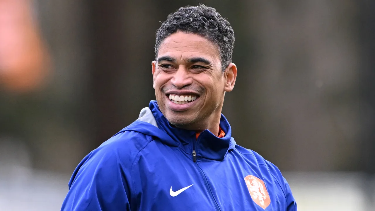 'De KNVB moet Michael Reiziger benaderen om bondscoach van Oranje te worden!'