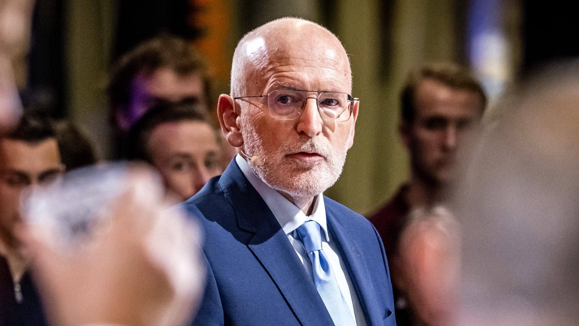 GroenLinks-PvdA doet aangifte tegen PVV'ers om AI-beelden Frans Timmermans