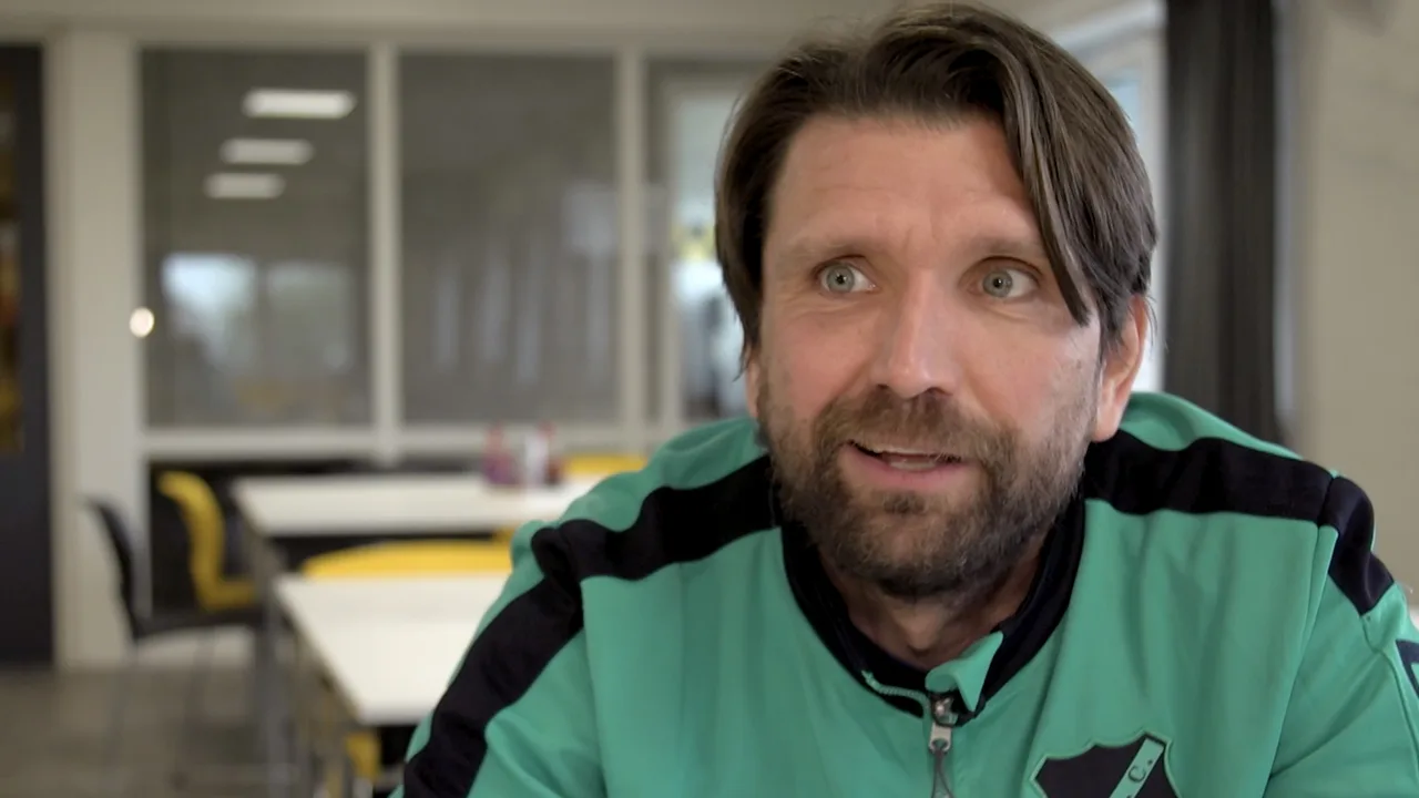 In gesprek met Hyballa: 'Hond Johan vindt Duitsers niet leuk'