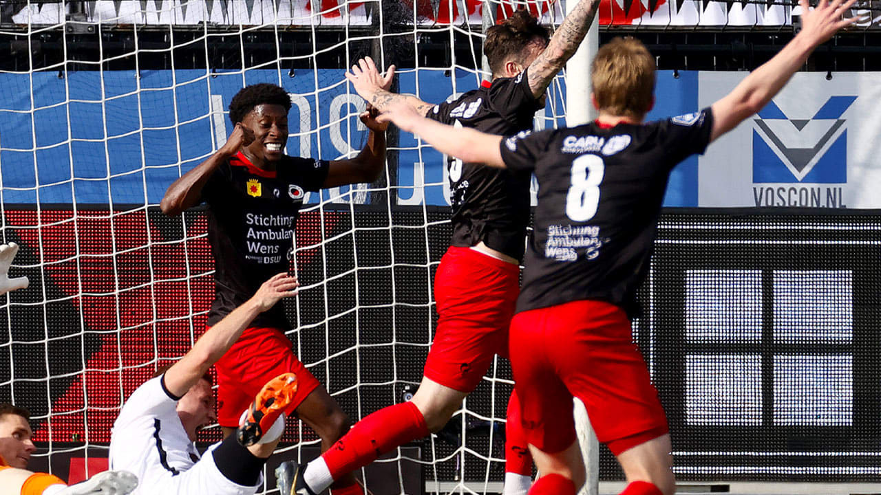 Excelsior komt voor rust op 3-0 voorsprong tegen NAC in play-offs