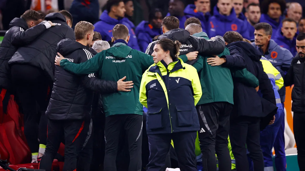 Hongaarse assistent-coach laat na schrikmoment vanuit het ziekenhuis van zich horen 