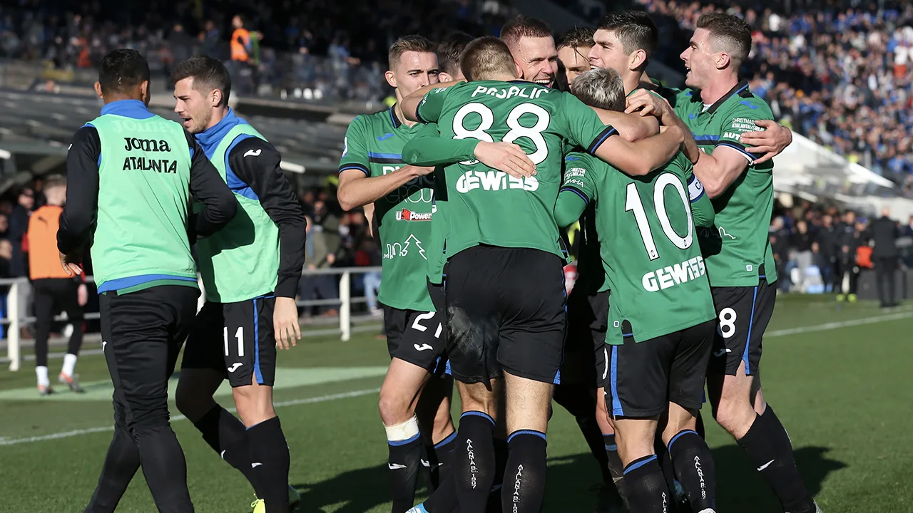 Atalanta vernedert AC Milan met 5-0