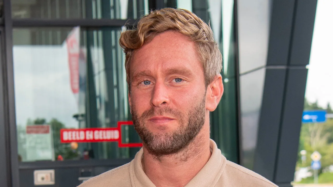 Presentator Tim den Besten bekent identiteitsfraude: 'Ik schaam mij diep'