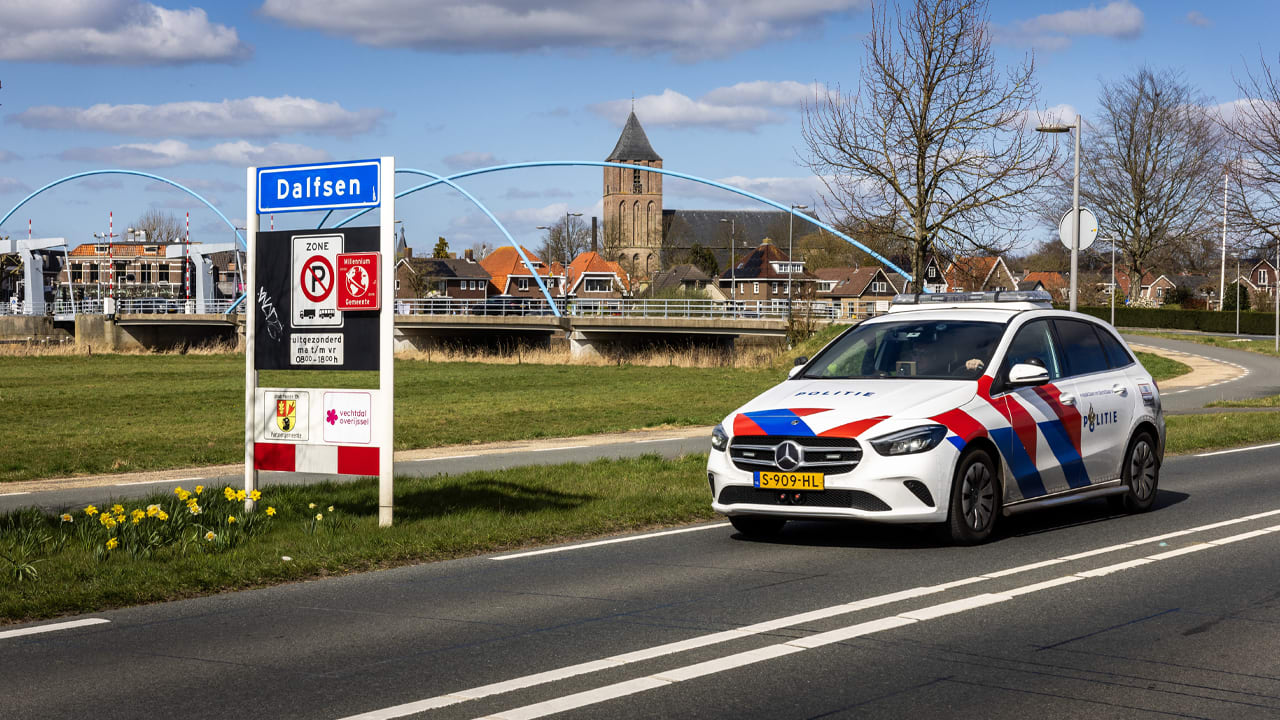 Vermiste kinderen uit Dalfsen in goede gezondheid gevonden, beide biologische ouders aangehouden