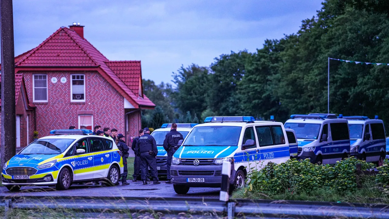 Zondag opnieuw tientallen burgers bij grens Ter Apel om asielzoekers tegen te houden