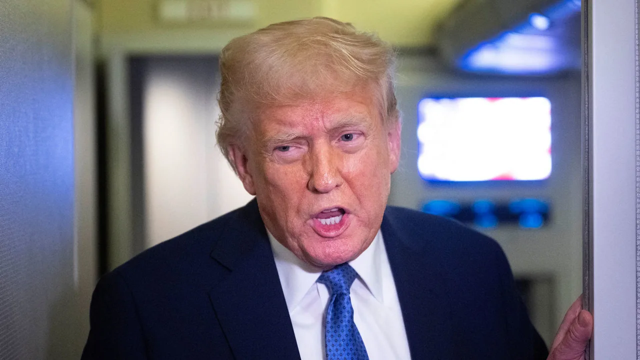 Trump spreekt dinsdag met Poetin over beëindigen oorlog: 'Denk dat we een goede kans maken'