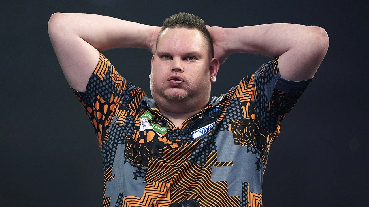 Wesley Plaisier in derde ronde WK Darts onderuit tegen Pool Krzysztof Ratajski