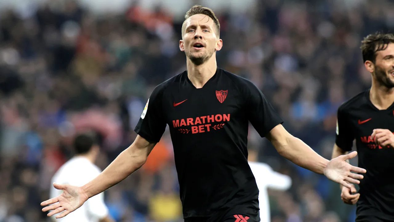 Sevilla met De Jong tegen Chelsea, Ziyech op de bank