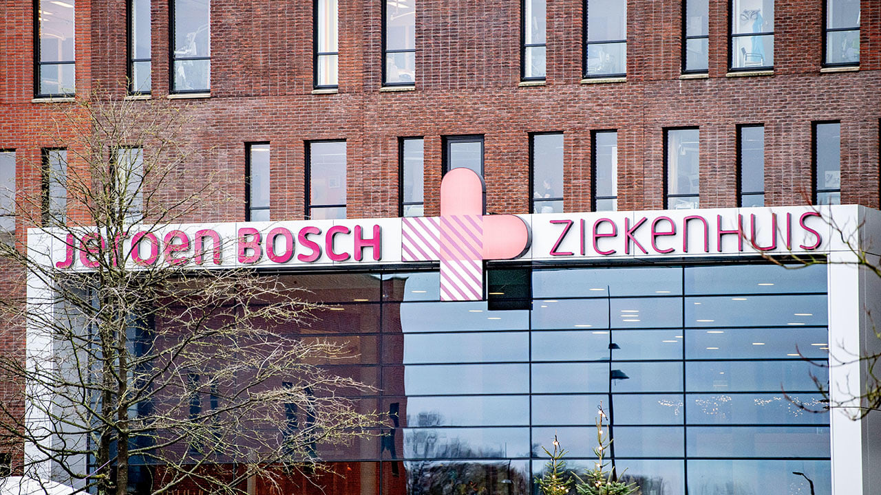 Wijkagent complimenteert harde kern FC Den Bosch