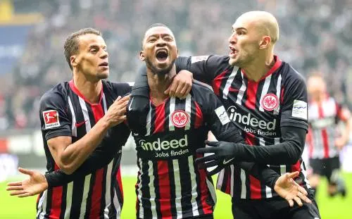 Koploper Leipzig verslikt zich in Eintracht Frankfurt