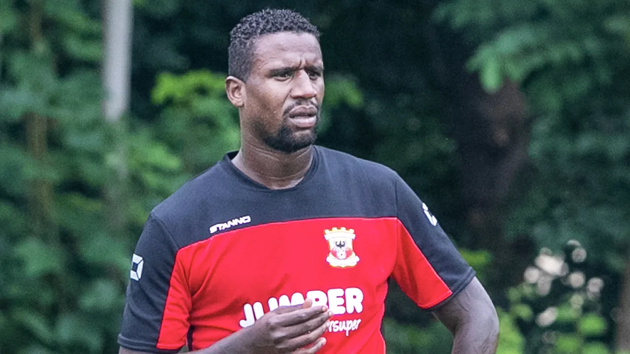 Douglas op de weg terug bij Go Ahead Eagles: 'Over paar weken ben ik fit'