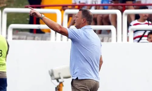 Van den Brom blij met komst Peterson bij FC Utrecht