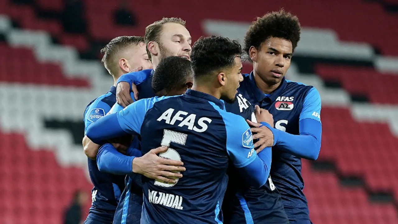 AZ doet PSV pijn in Eindhoven