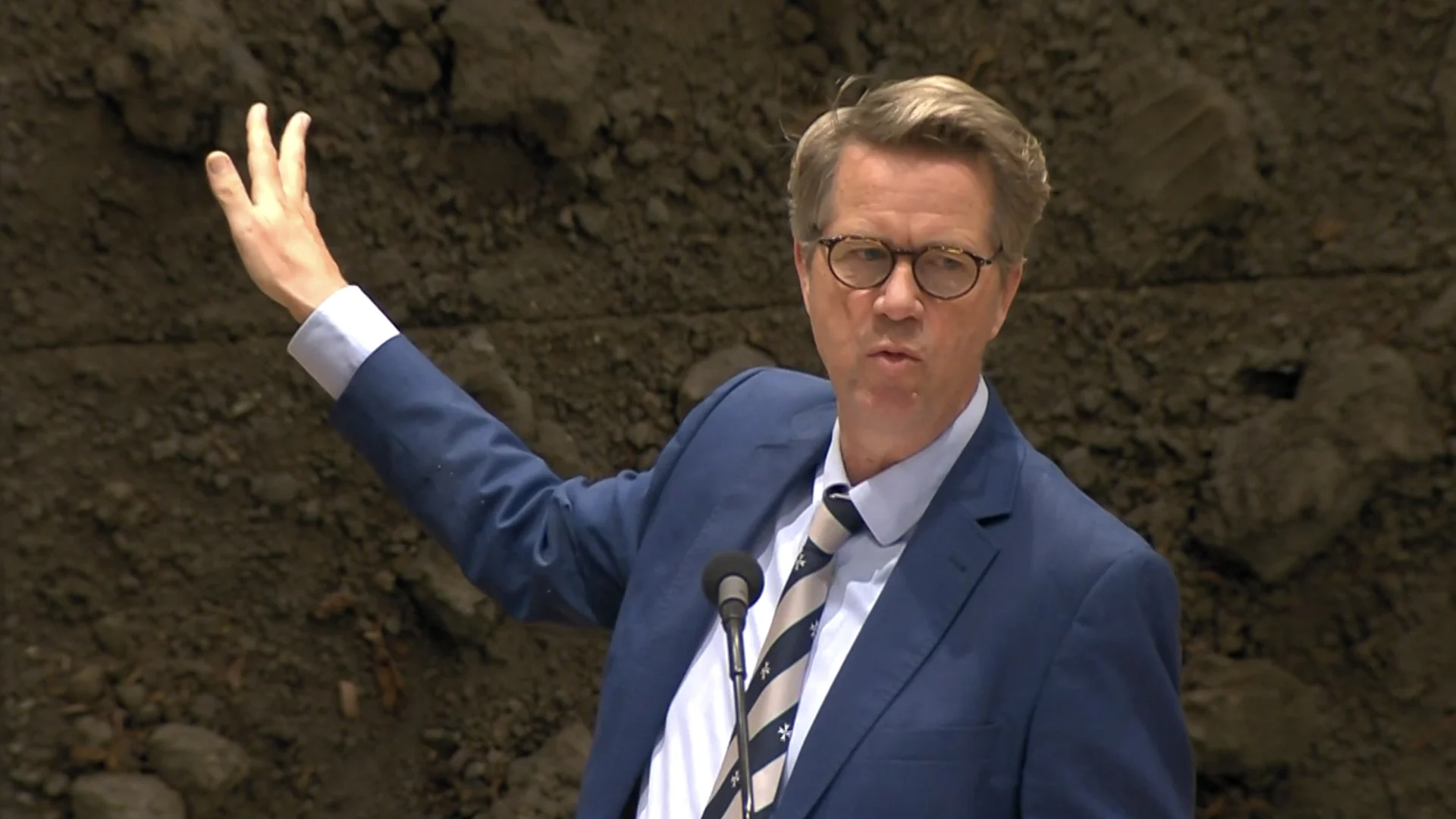 Kamervoorzitter Bosma boos om afwezigheid van PVV-collega bij debat: 'Volkomen onacceptabel!'