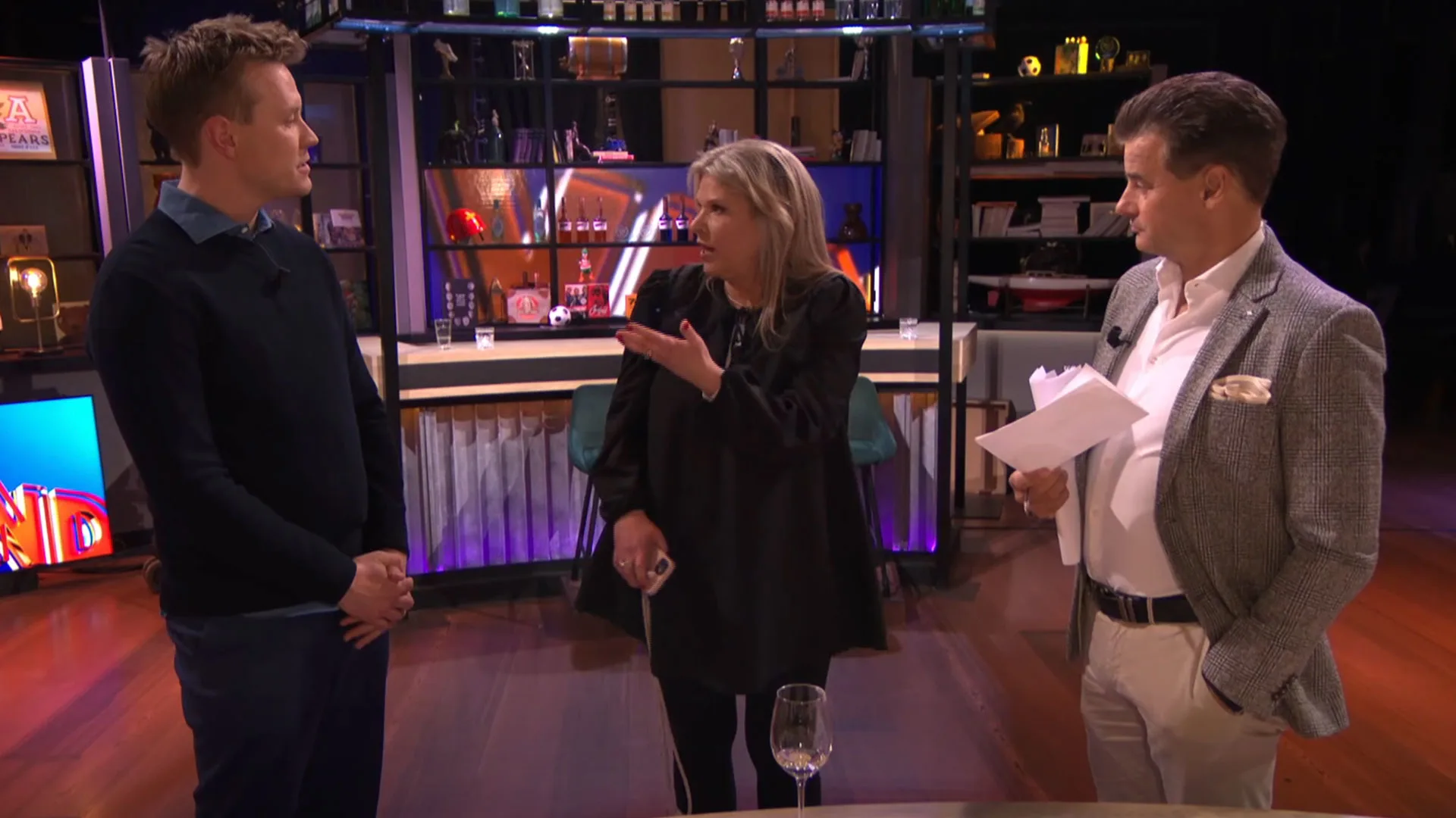 Tina Nijkamp adviseert Sam Hagens bij overstap naar WNL: 'Vind dat hij gewoon zichzelf moet zijn!'