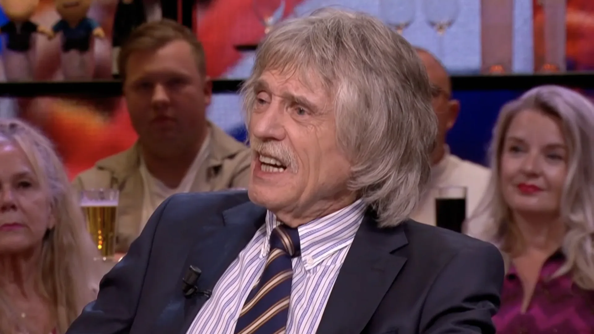 Johan hekelt gedrag van Oranje-international tegen Spanje: 'Wat een enge jongen!'