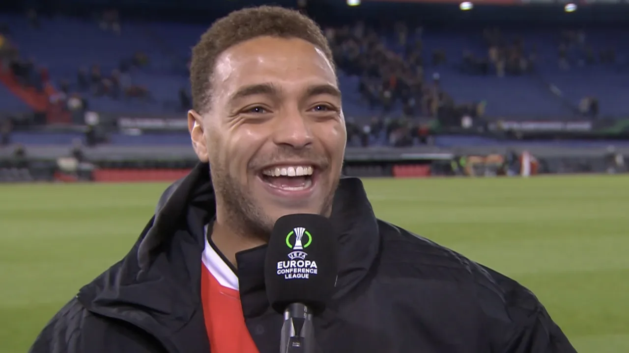 Dessers in illuster rijtje met Haller en Lewandowski: 'Dat is heel mooi voor mij!'