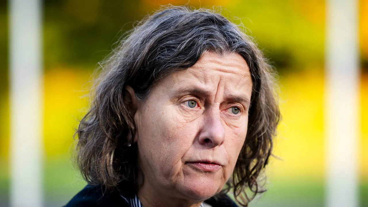 Faber oppert avondklok voor asielzoekers in Ter Apel