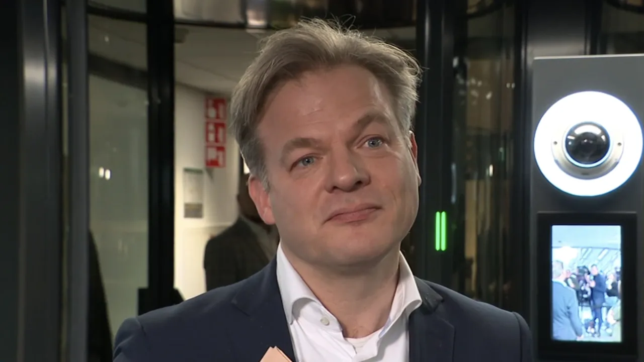 Omtzigt oppert minderheidskabinet van PVV, VVD en BBB