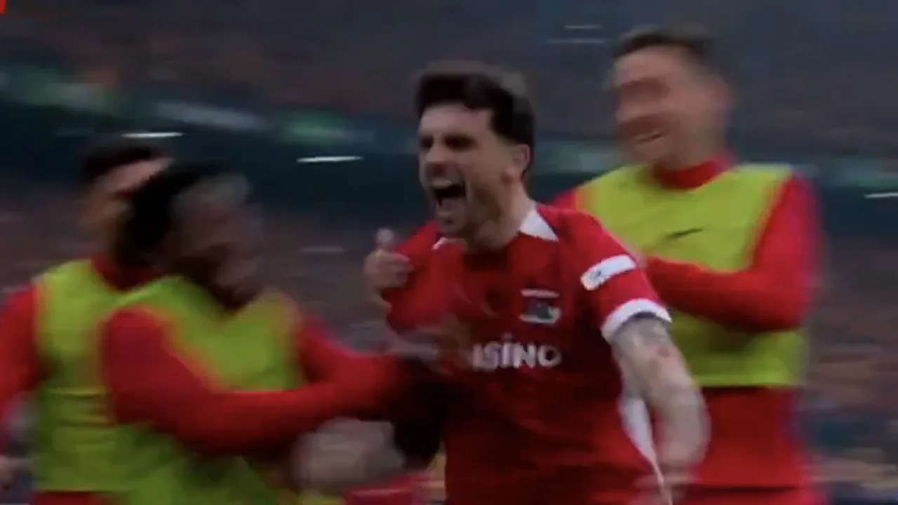 Videogoal: Troy Parrott zet AZ op voorsprong in KNVB-bekerfinale met Go Ahead Eagles