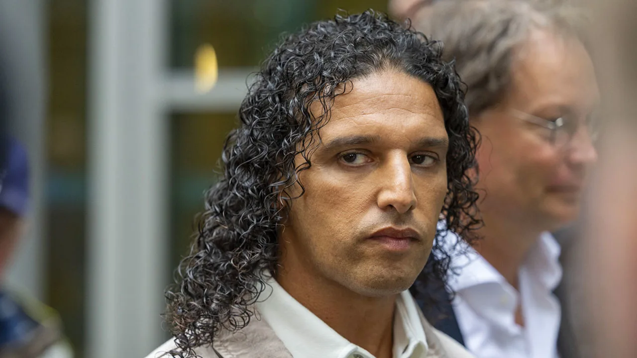 OM eist drie jaar cel in zedenzaak tegen Ali B