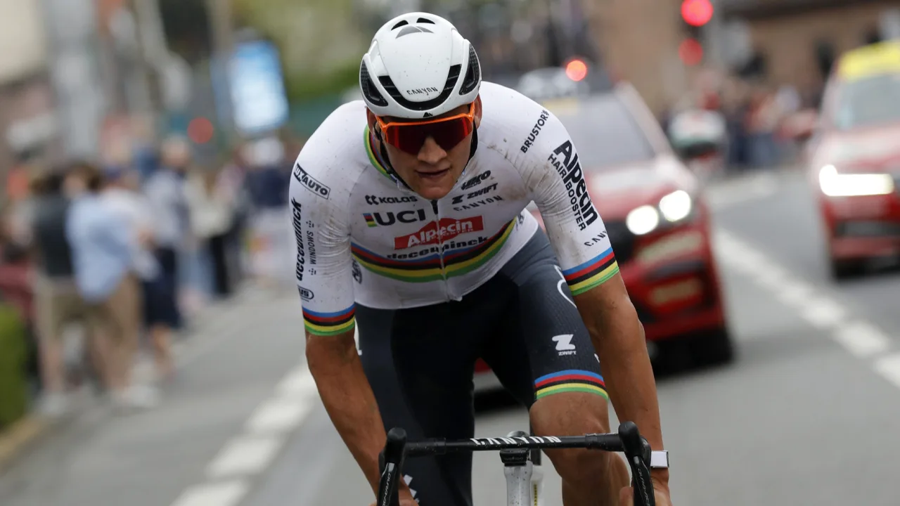 Van der Poel doet op Spelen in Parijs alleen mee aan wegwedstrijd