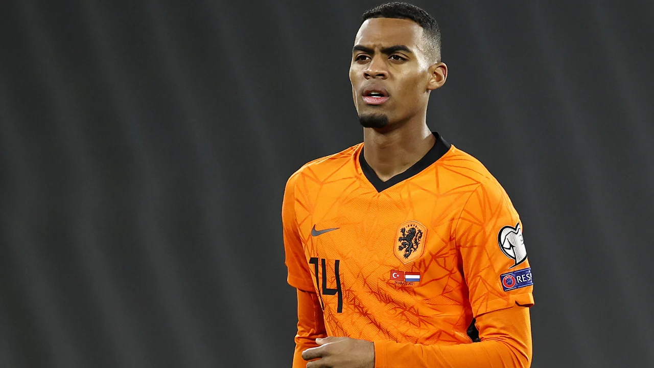 Gepasseerde Gravenberch maakt onderdeel uit van Jong Oranje-selectie