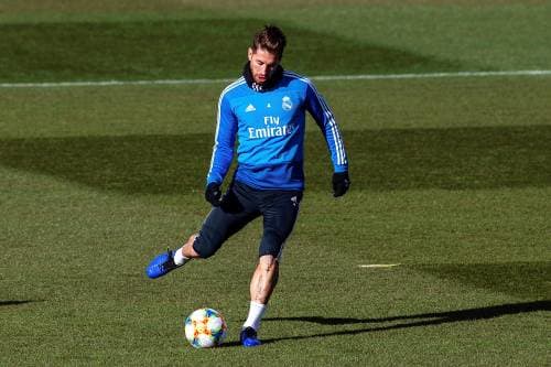 Ramos probeert online onrust Real te sussen