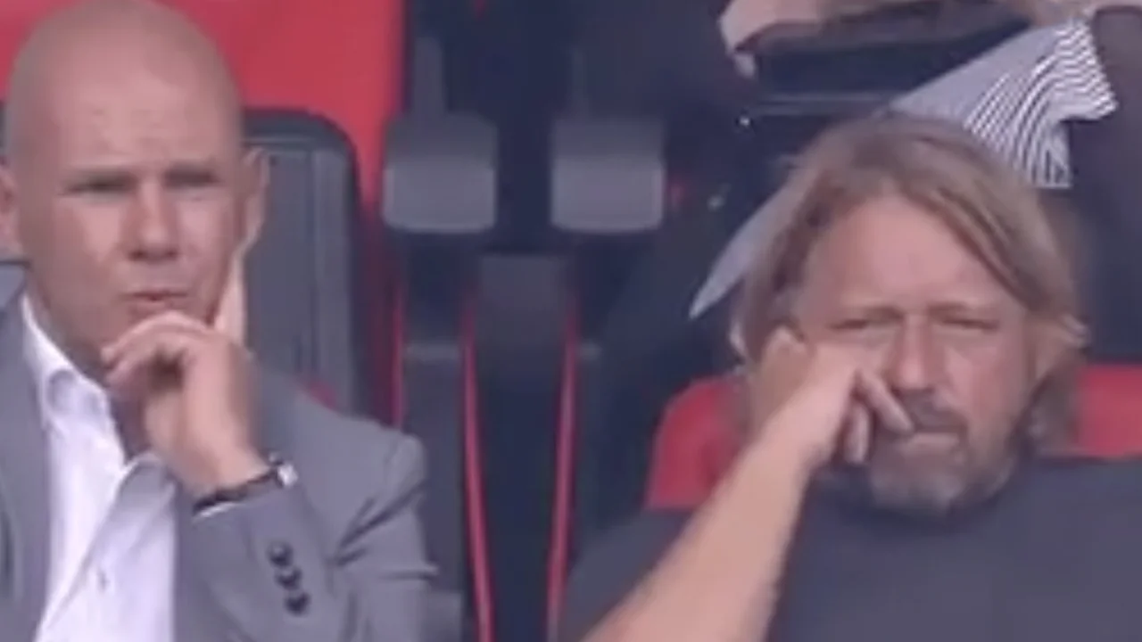 Video: Gezichten Van Halst en Mislintat spreken boekdelen na snelle achterstand Ajax