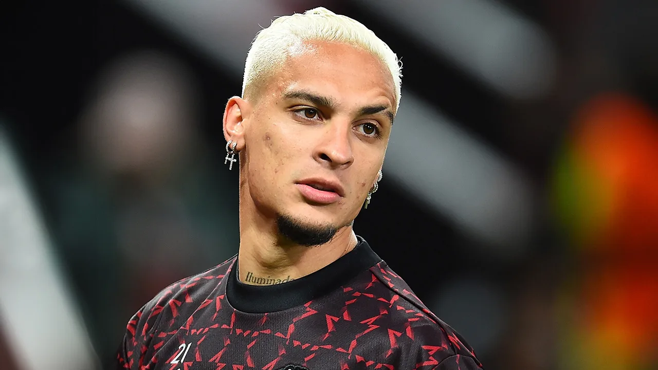 'Binnen Ajax is er twijfel over het terughalen van Antony'