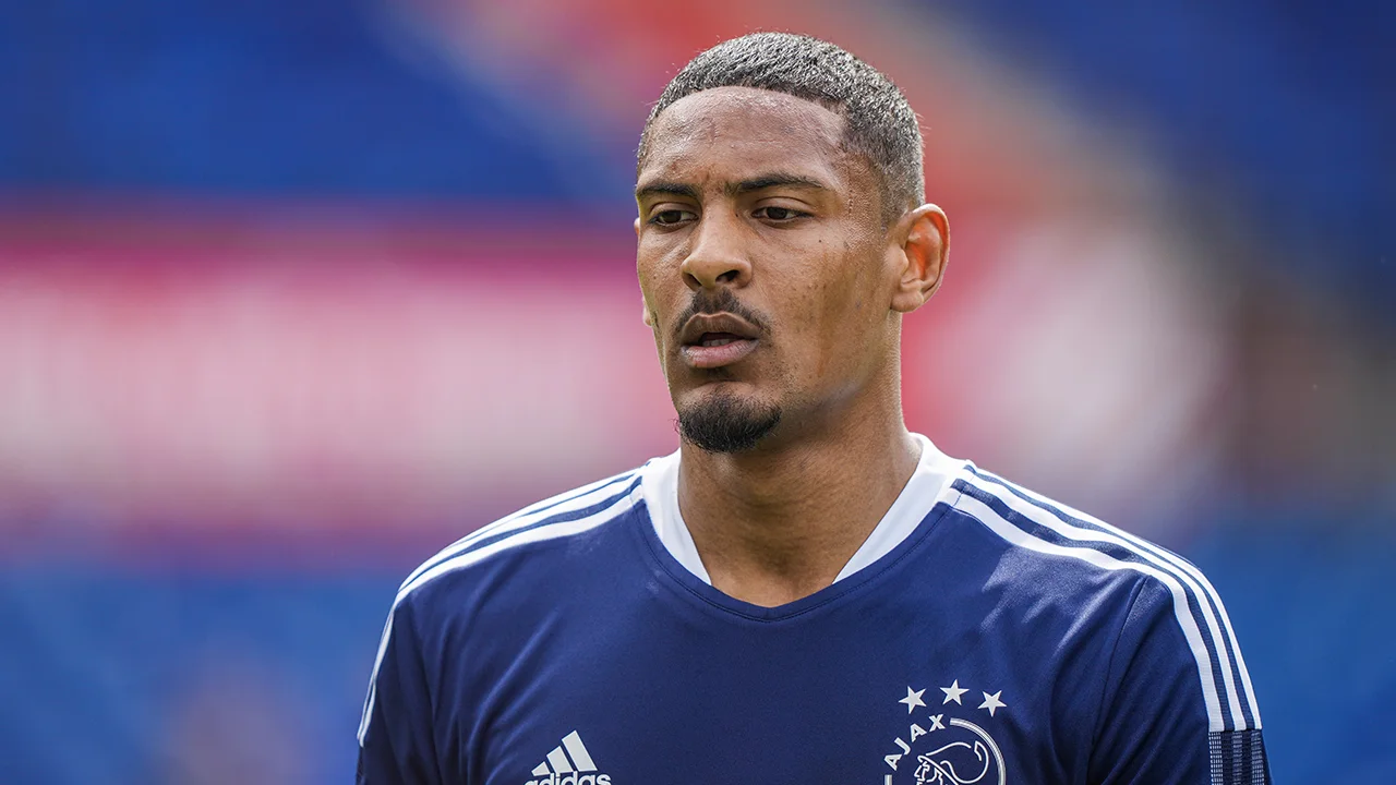 'Veerman bijna duurste Heerenveen-speler ooit, Neres en Haller zakken flink in marktwaarde'