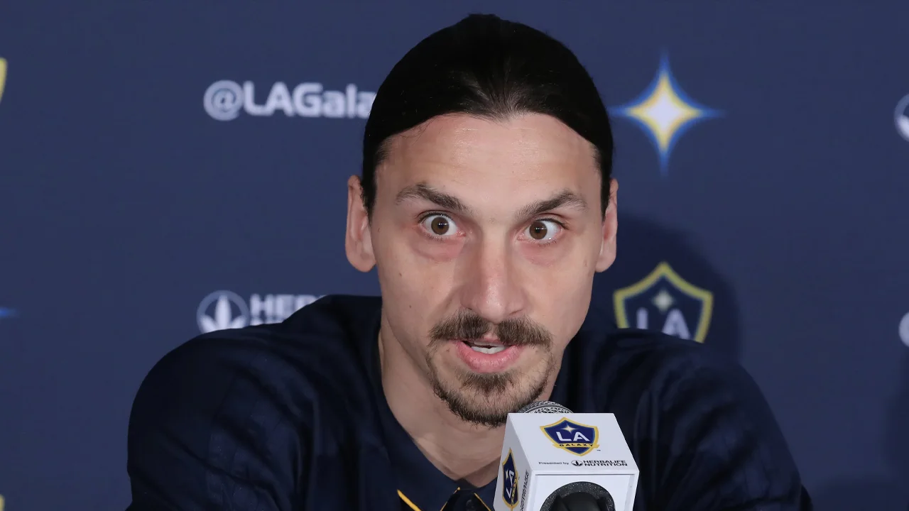 Zlatan: 'Het is de knock-out-fase, laten we mensen knock-out slaan'