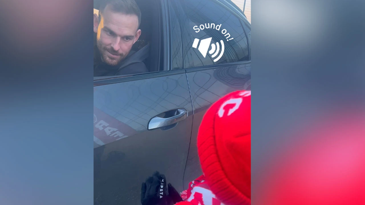 7-jarige fan haalt verhaal bij Vincent Janssen na nederlaag: 'Lijkt alsof jullie niet je best doen'