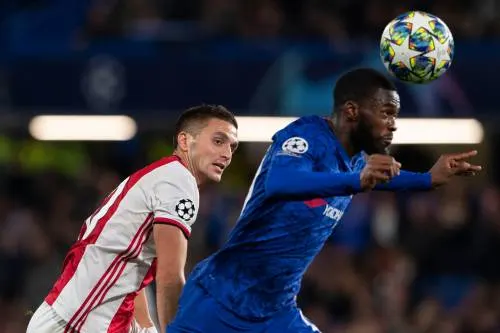 Chelsea legt Tomori tot medio 2024 vast