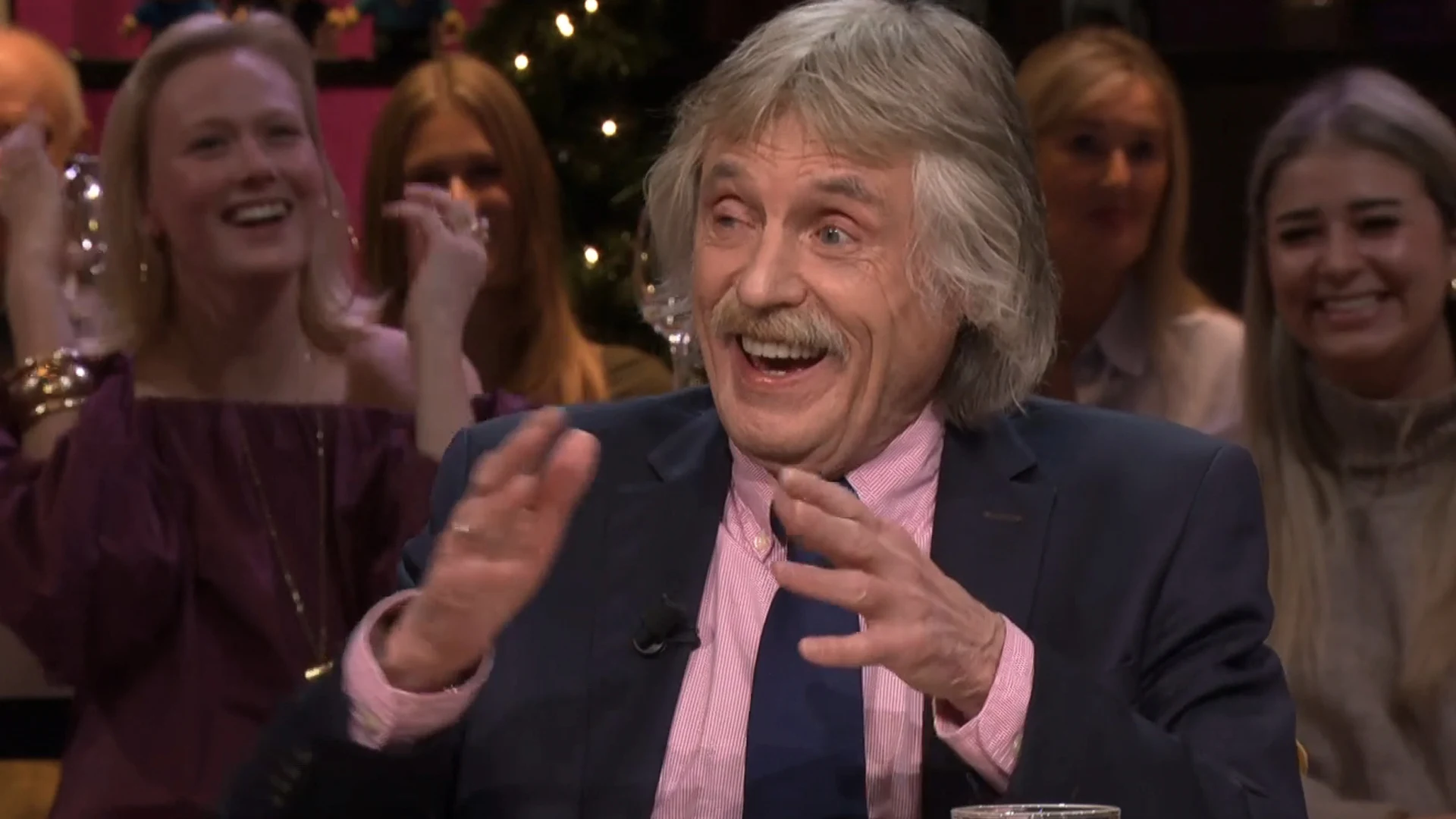 Johan Derksen vertelt wéér over zijn ondeugende avontuur in Boekarest (nu in detail)