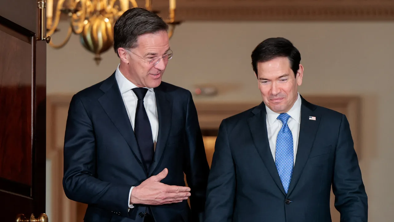 Mark Rutte valt Donald Trump bij in kritiek op Europese bondgenoten om Iran