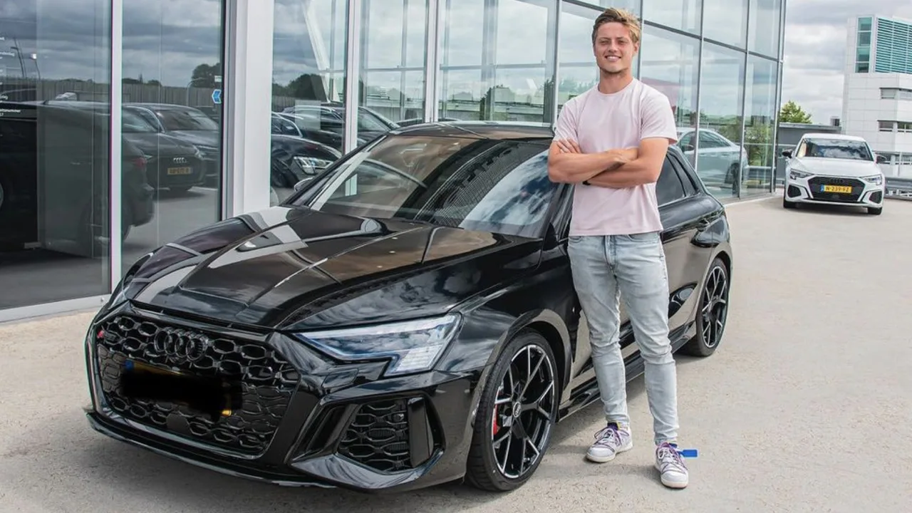 Prachtige weken voor Van Rijthoven: tonnen aan prijzengeld en absolute droomauto