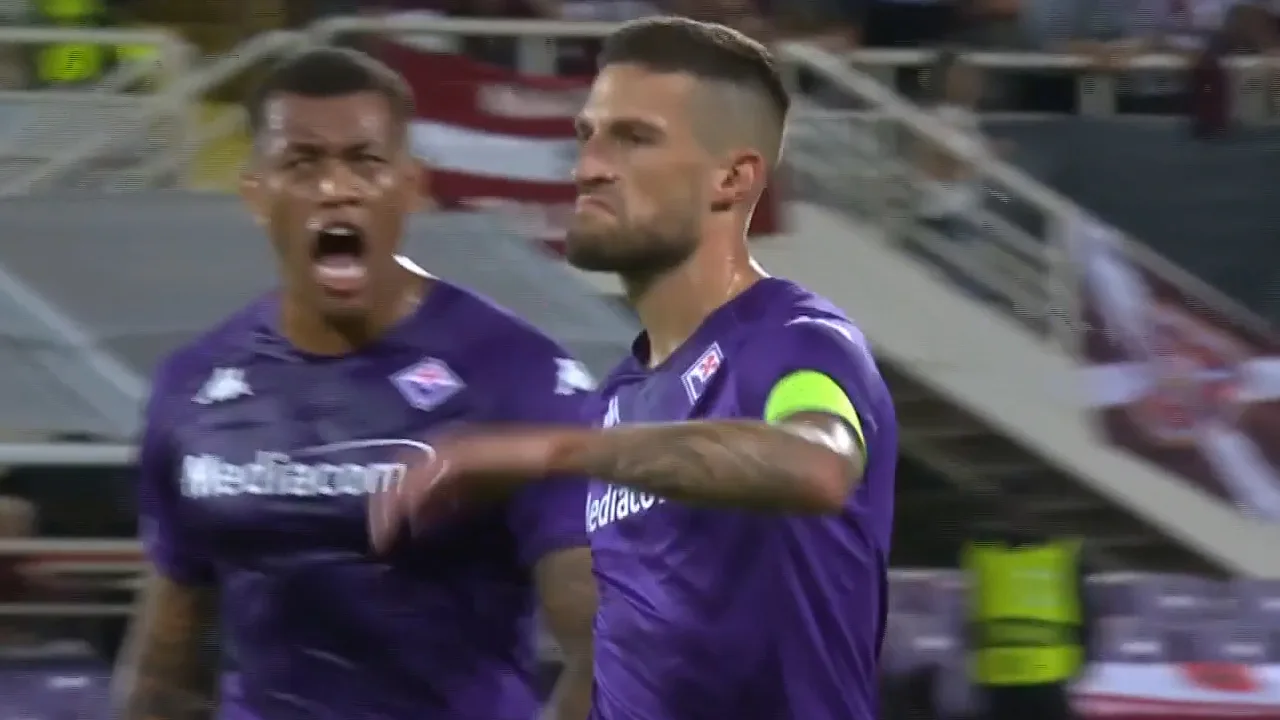 VIDEOGOAL: Fiorentina - Hearts 2-0 (Biraghi)