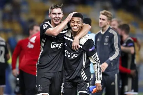 Ajax met Wöber tegen Bayern