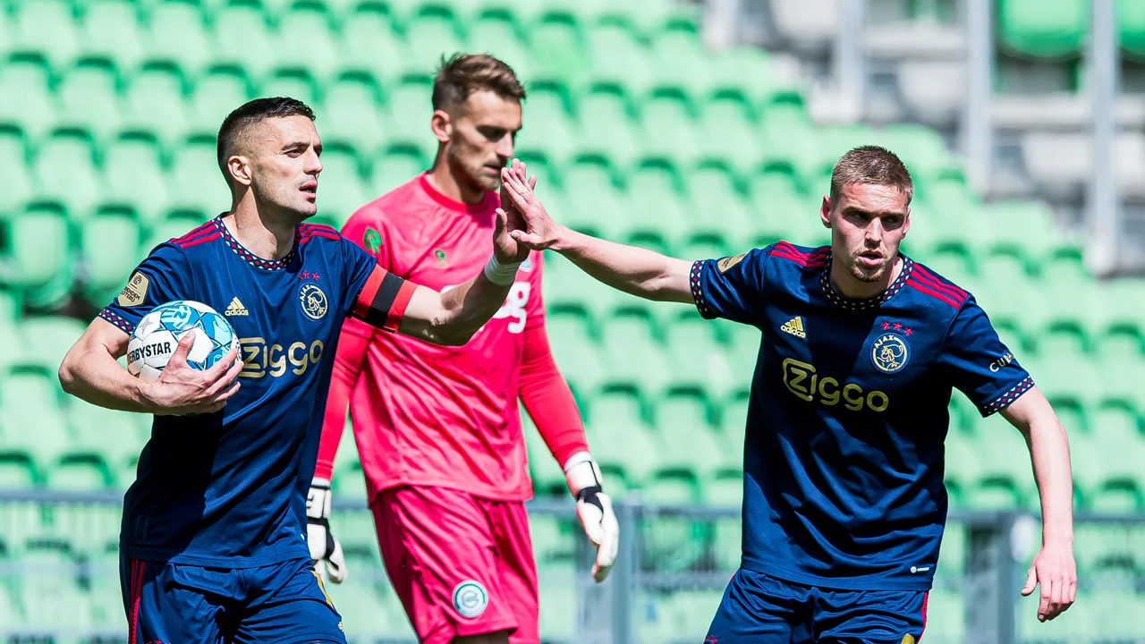 Ajax verslaat FC Groningen en neemt derde plaats weer over van AZ