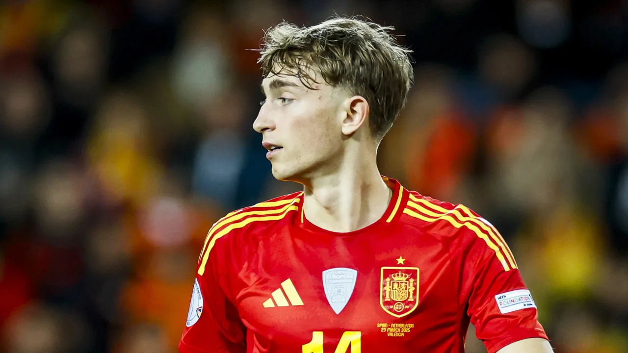 'Dean Huijsen voor zestig miljoen euro naar Real Madrid'