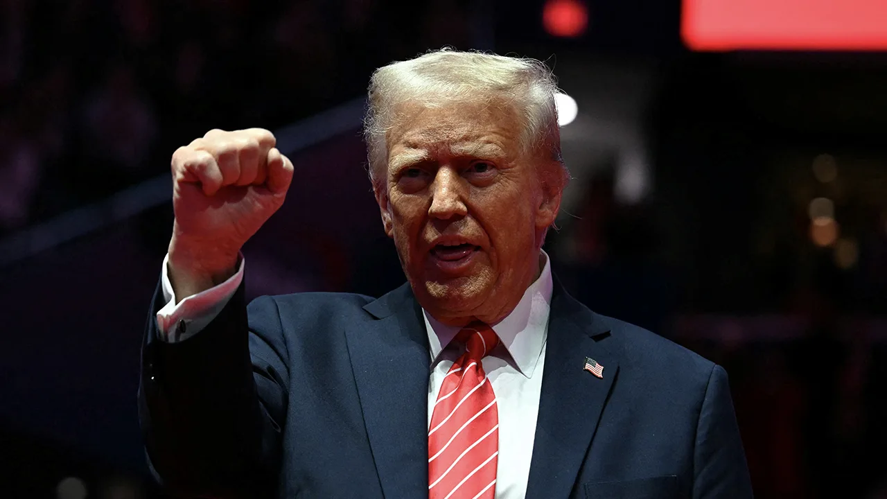 Trump kondigt grootste deportatieoperatie ooit aan: 'Een eind aan de invasie van immigranten'