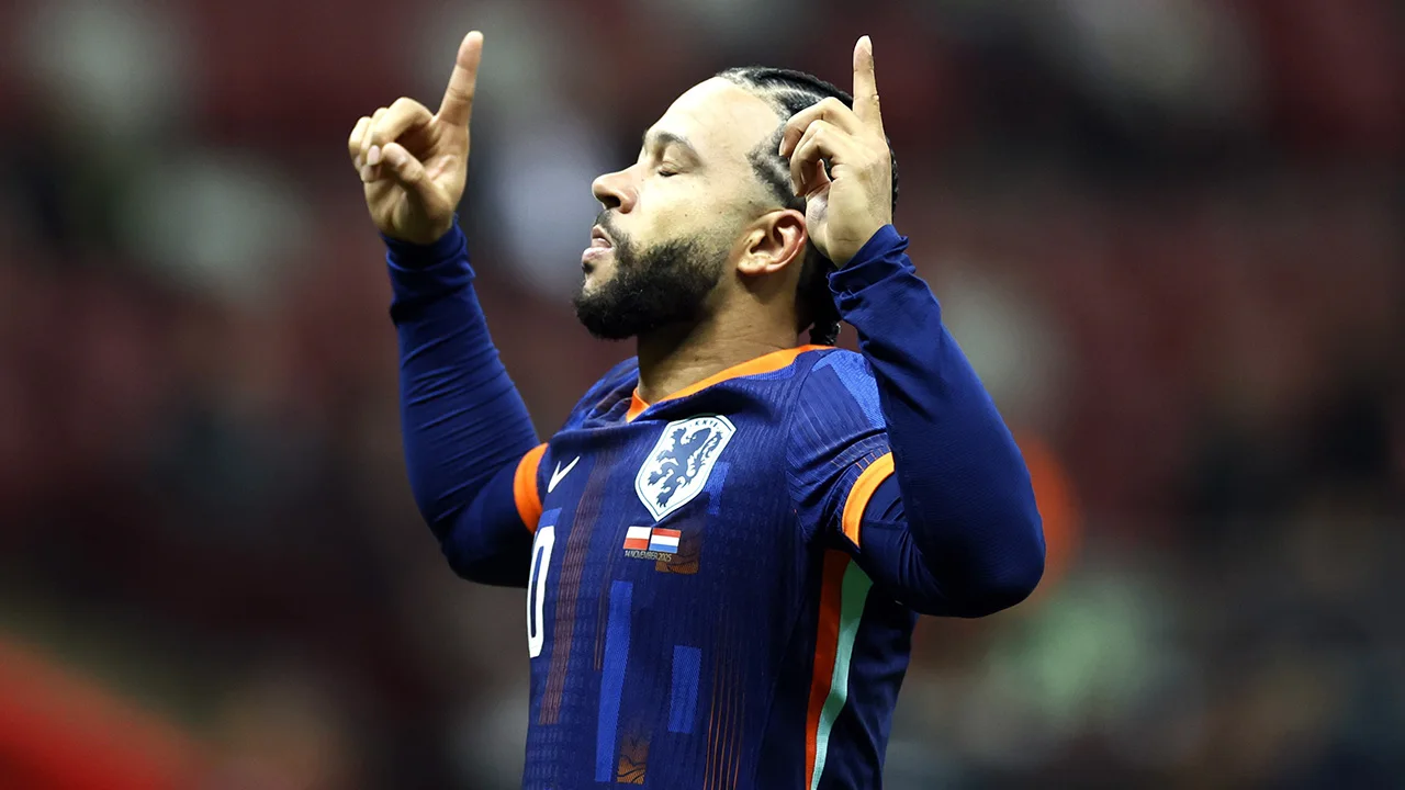 Oranje plaatst zich met zwak optreden bij Polen officieus voor WK