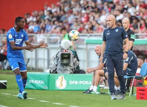 Verdediger Brenet keert bij Vitesse terug in eredivisie