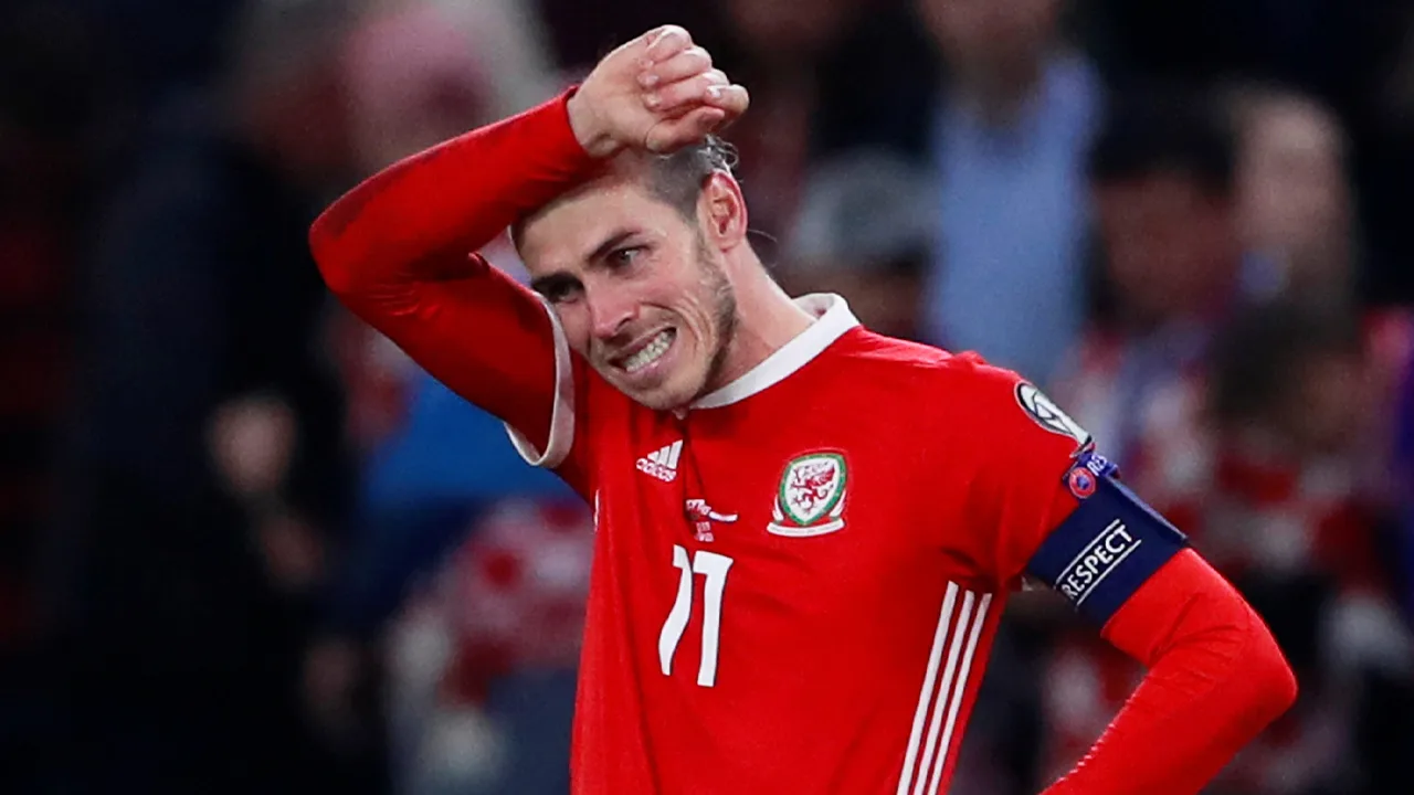 Wales roept 'niet fitte' aanvaller Bale wel op