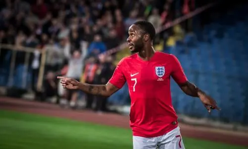 Sterling na straf weer terug bij Engeland