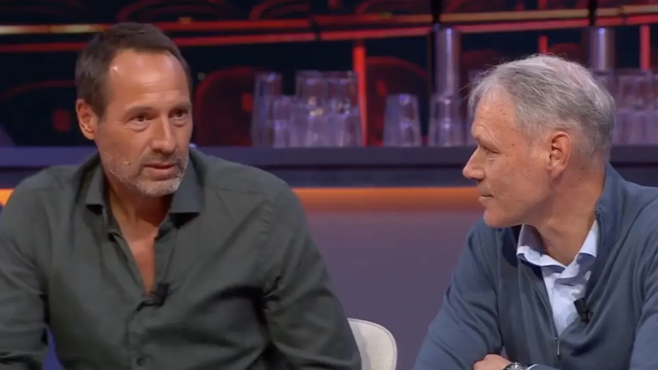 John van 't Schip: 'Van Basten stuurde appje: geen zin om met Brobbey te praten'