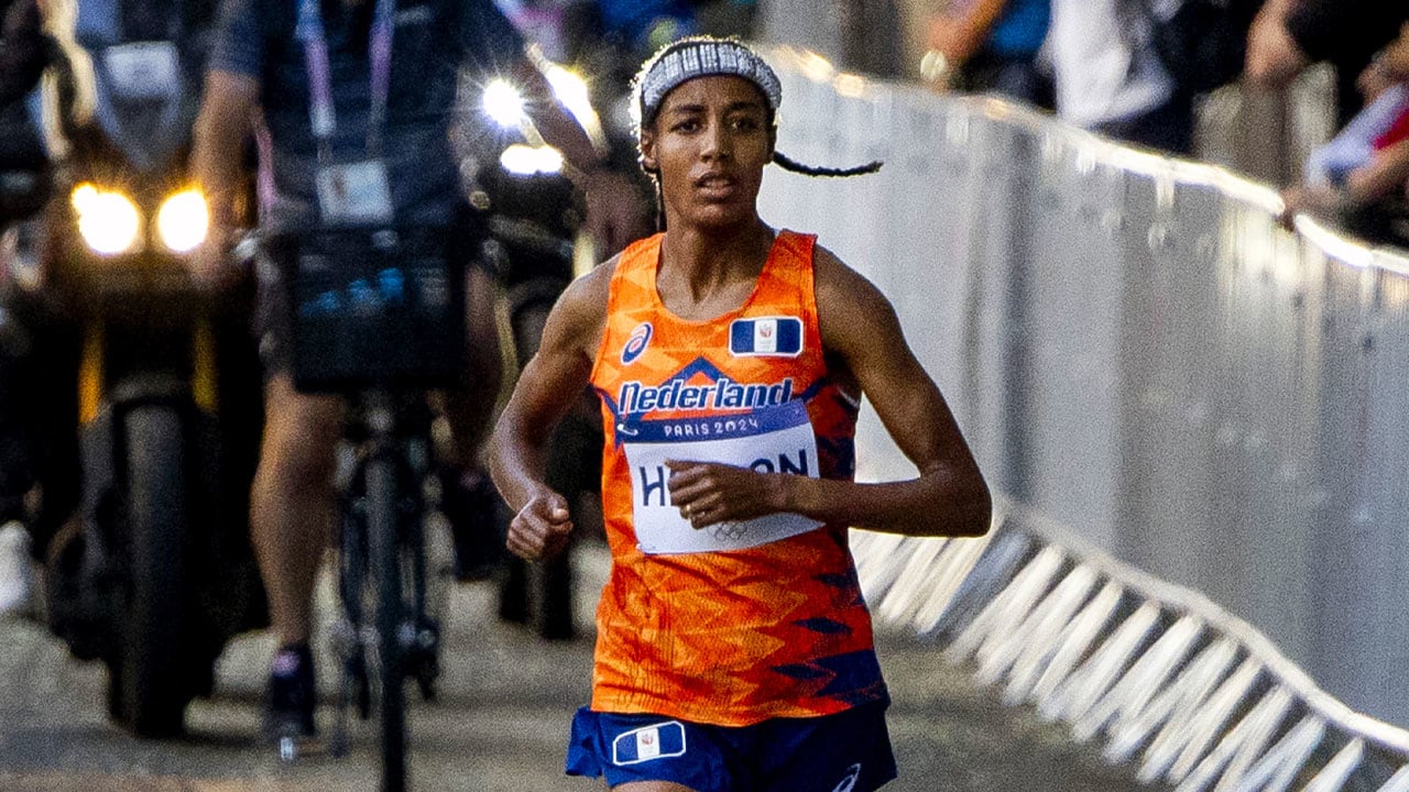 Sifan Hassan bekroont historische olympische missie met sensationeel goud op de marathon