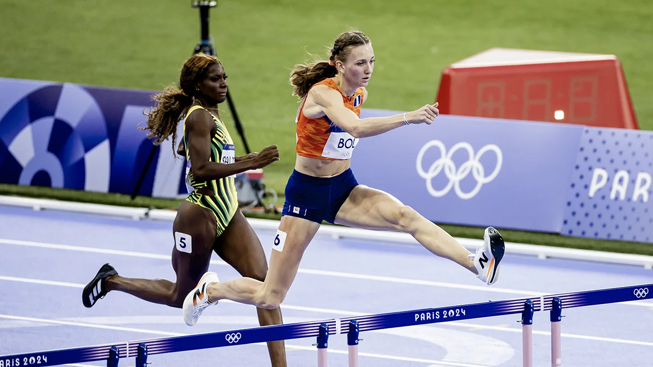 Femke Bol met speels gemak naar olympische finale 400 meter horden
