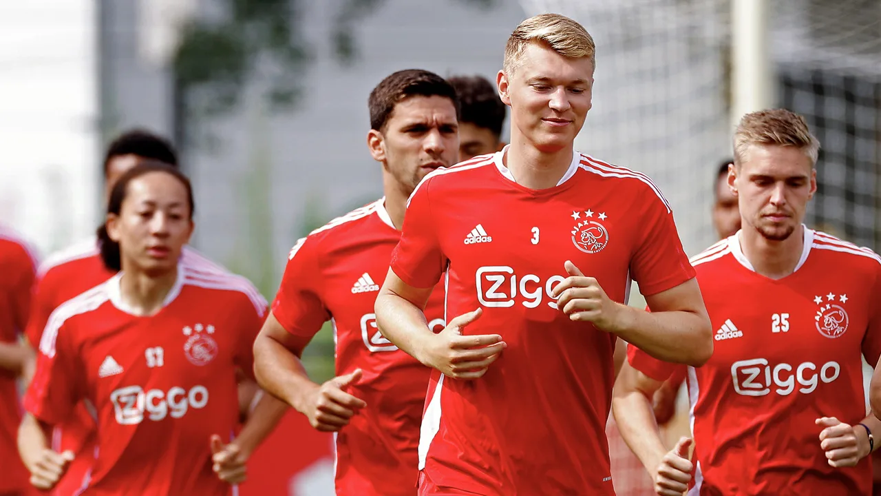 'Ondanks dat ik weinig speel, realiseer ik me bij wat voor topclub ik zit'